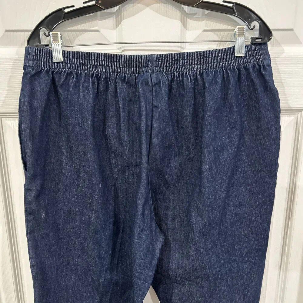 Alfred Dunner Women's 14 Denim Jean Stretch Pull On Capri Pants Cropped Pockets